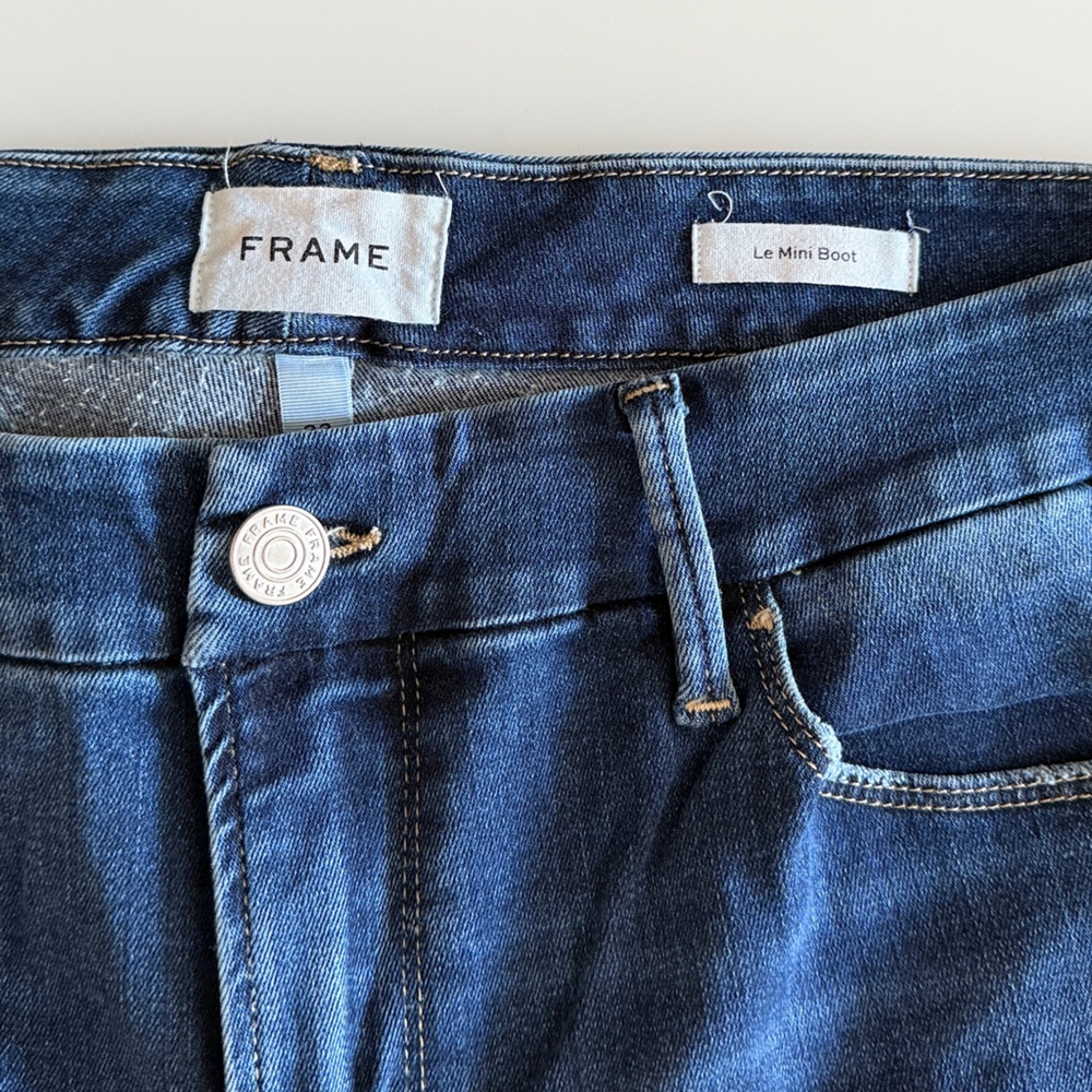 Frame Denim Women's Boot Cut Jeans in Dark Blue 11” rise - Picture 2 of 11